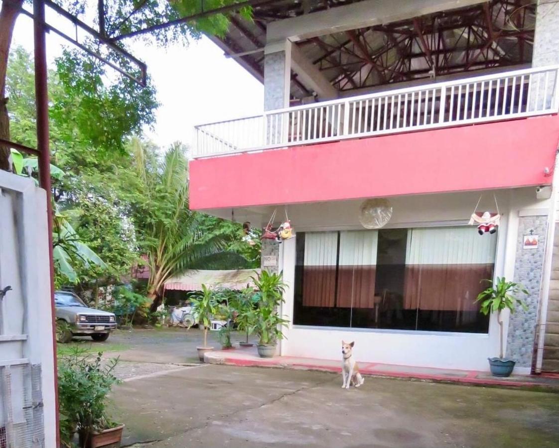 Perlies Inn Tanay Barkada House Kültér fotó