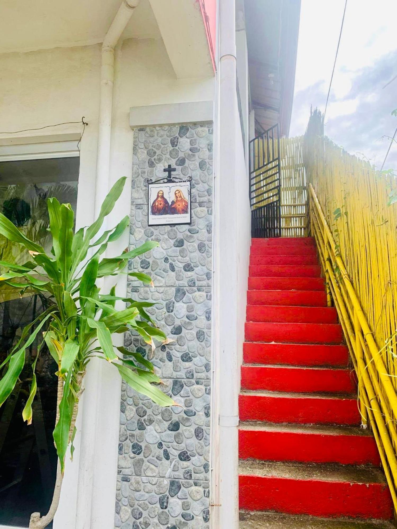 Perlies Inn Tanay Barkada House Kültér fotó